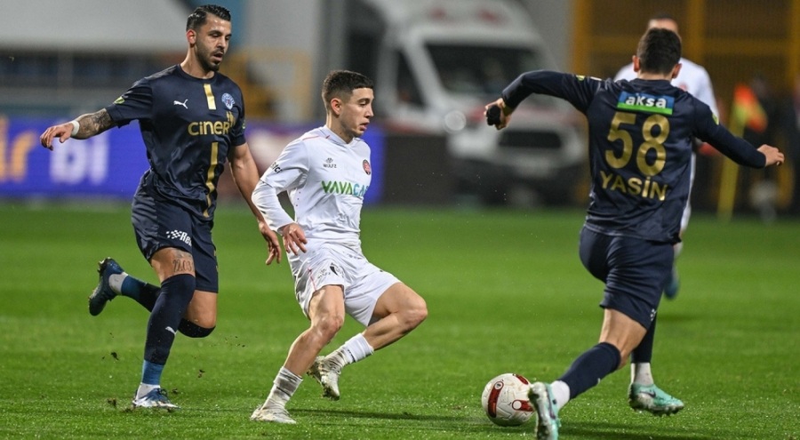 Haliç derbisinde karşılaşan Kasımpaşa ile Fatih Karagümrük berabere kaldı