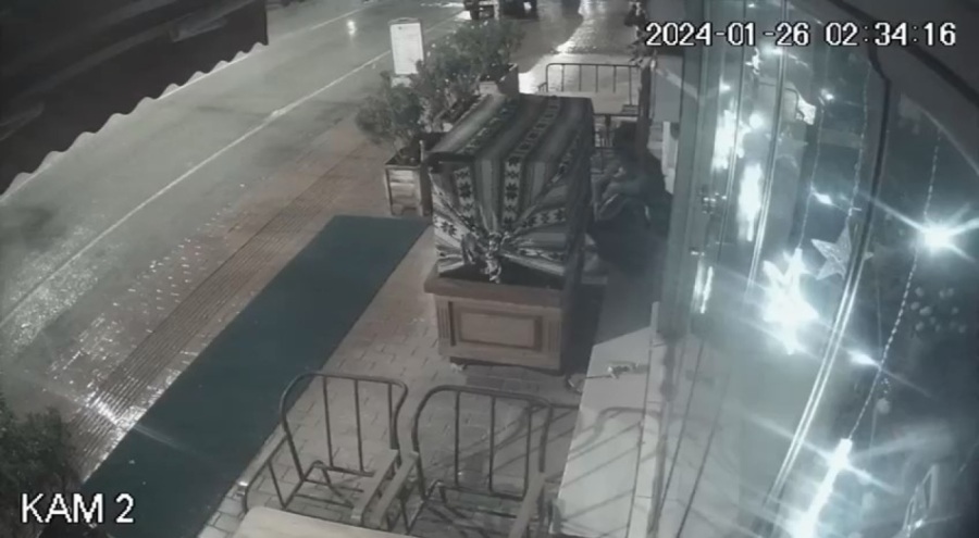 Bursa'da tatlıcıya dadanan hırsız çileden çıkarttı!