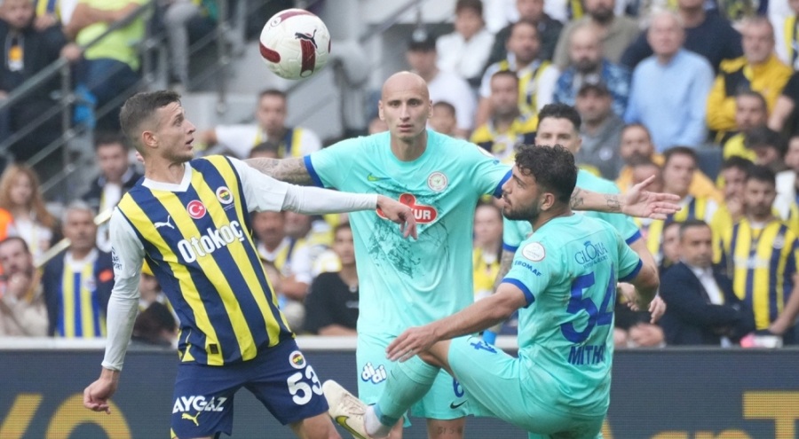 Fenerbahçe, Çaykur Rizespor ile karşı karşıya geliyor