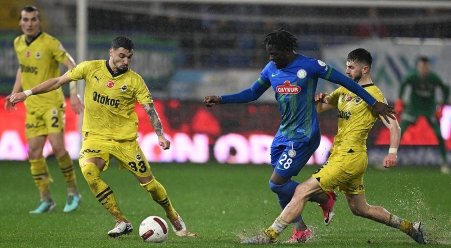 Fenerbahçe, Rizespor deplasmanında 3 puanı 3 golle aldı