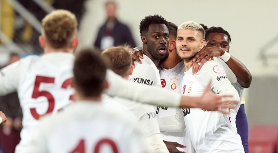 Galatasaray, Ankaragücü deplasmanında 3 puanı 3 golle kaptı