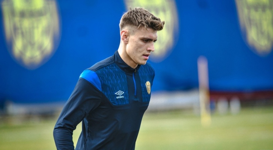 Ankaragücü taraftarından Kazımcan Karataş'a ıslıklı tepki!