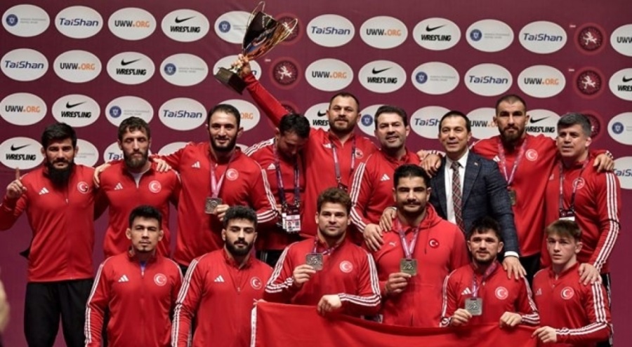 Serbest Stil Güreş Milli Takımı, 31 yıl sonra Avrupa şampiyonu!