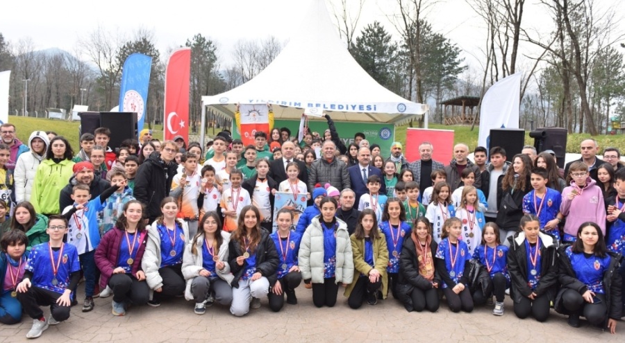 Bursa Yıldırım'da oryantiring yarışması düzenlendi
