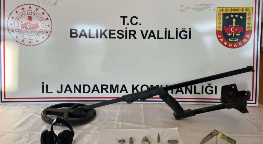 Jandarma, kültür ve tabiat varlıkları kaçakçılarını yakaladı