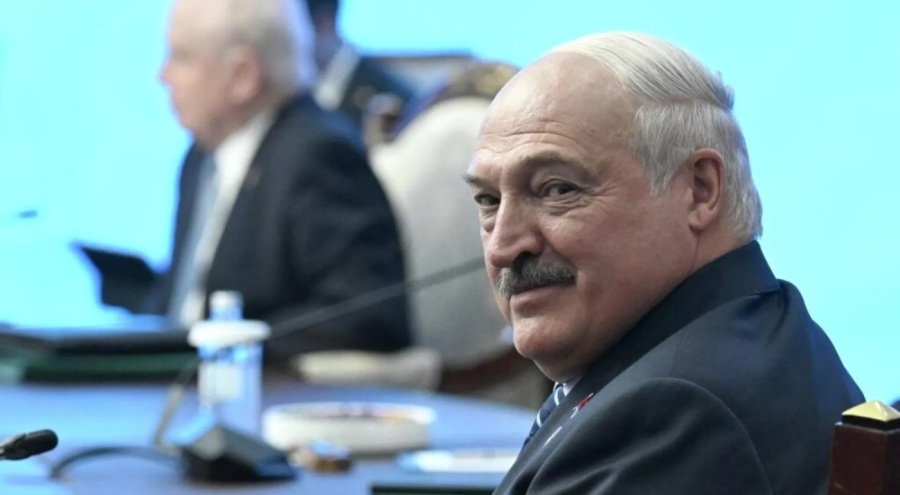 Lukaşenko: Rusya ve Belarus'un sınırlarında 32 bin NATO askeri var