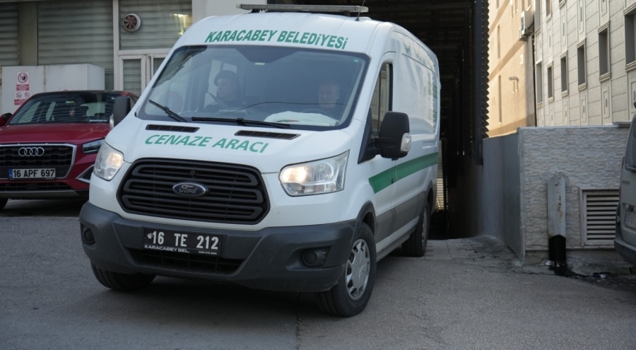 Batan gemiden çıkartılan Hüseyin Tutuk'un cenazesi Adli Tıp Kurumu'a geldi!