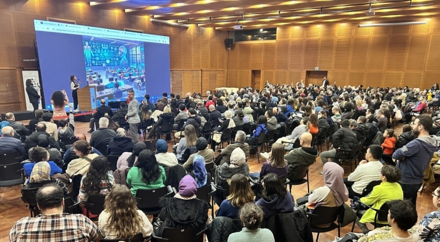 Bursa'da 'Teknolojinin Geleceği Konferansı' düzenlendi