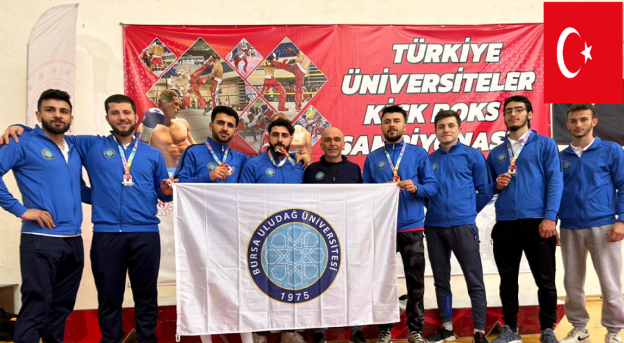 Bursa Uludağ Üniversitesi Kick Boks Takımı Türkiye Şampiyonu oldu