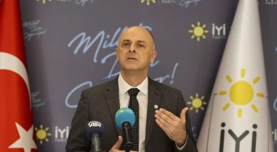 Ümit Özlale kimdir?