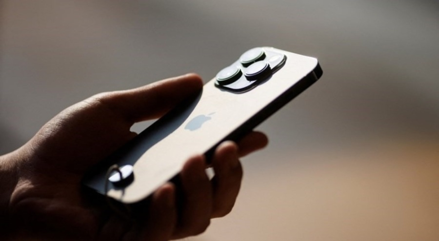 'Ucuz iPhone' vaadiyle milyonlarca dolarlık vurgun yaptı