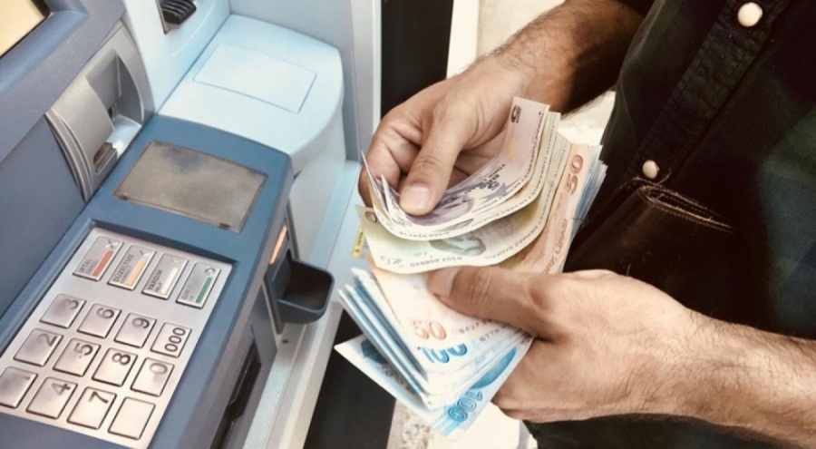 Emekli ikramiyesi Meclis'te kabul edildi