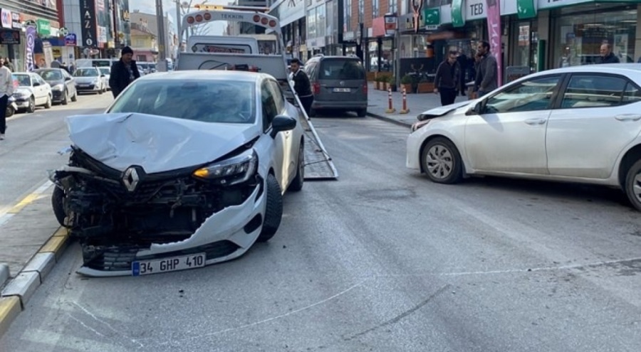 Erzincan'da zincirleme kaza