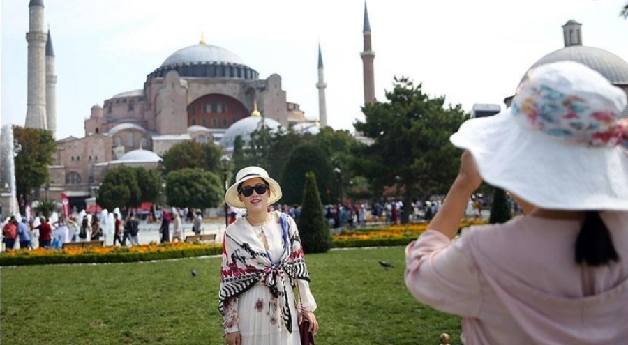 İstanbul'a gelen yabancı turist sayısı arttı