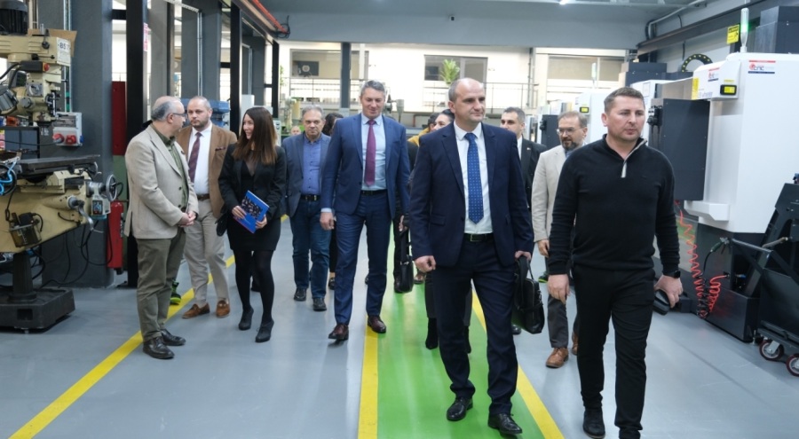 Bosna Hersek Dış Ticaret Odası Başkanı  Vukoviç Bursa Organize Sanayi Bölgesi'ni ziyaret etti