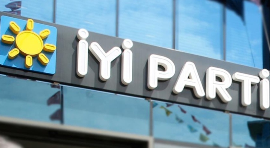 İYİ Parti'de toplu istifa