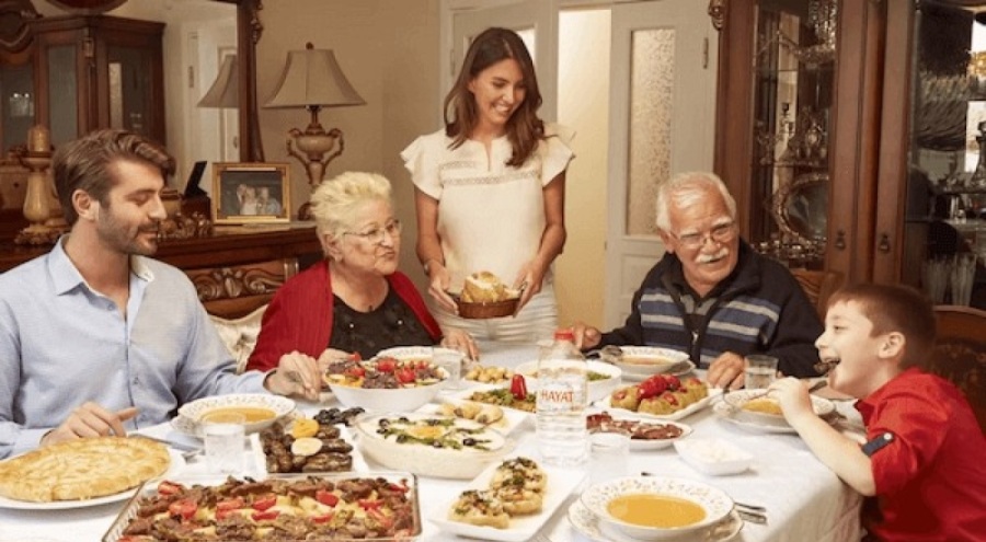 Ramazan fırsatçıları sahneye çıktı! İndirim altında vatandaşa zam oyunu