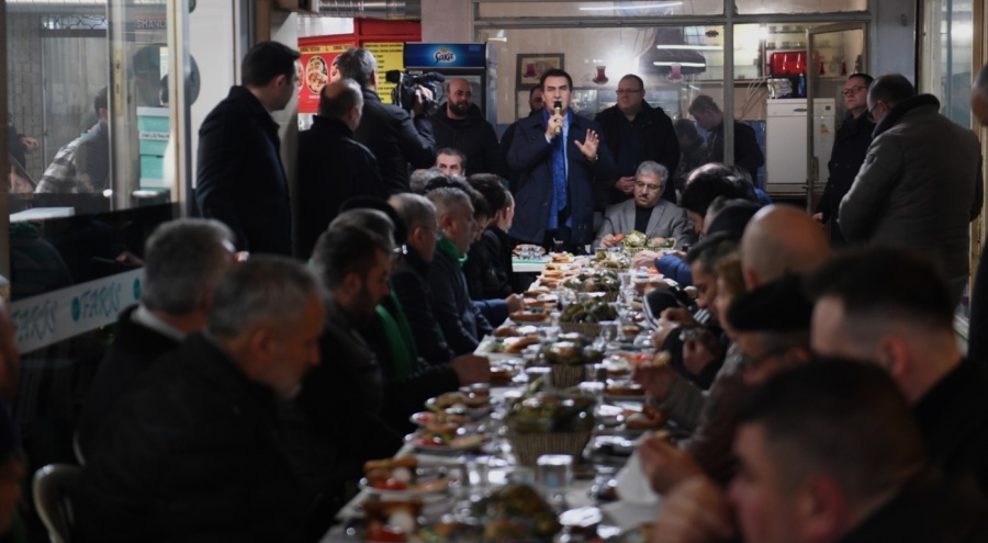 Başkan Dündar, ayakkabıcı esnafıyla bir araya geldi