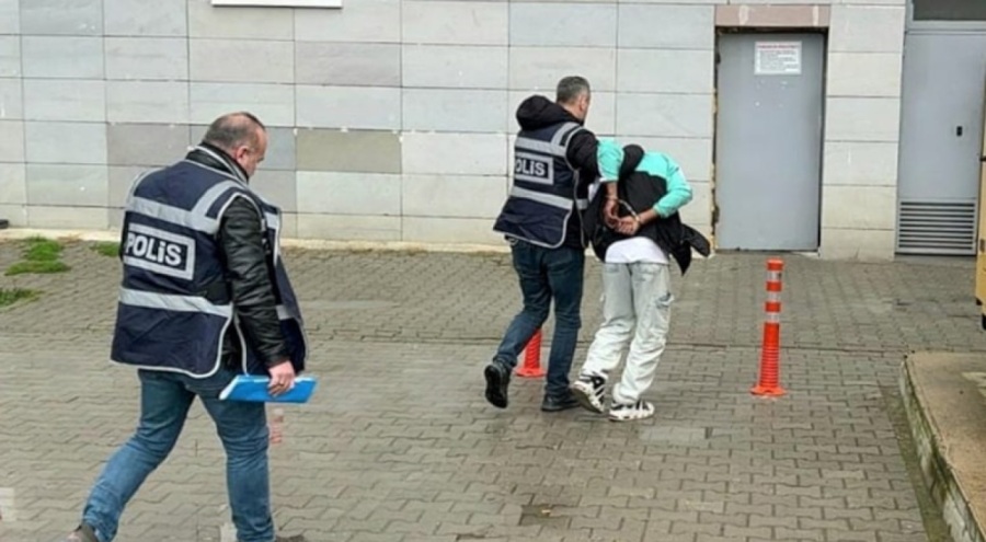 Milyonlarca liralık vurgun yapan 'savcı' otobüste yakalandı