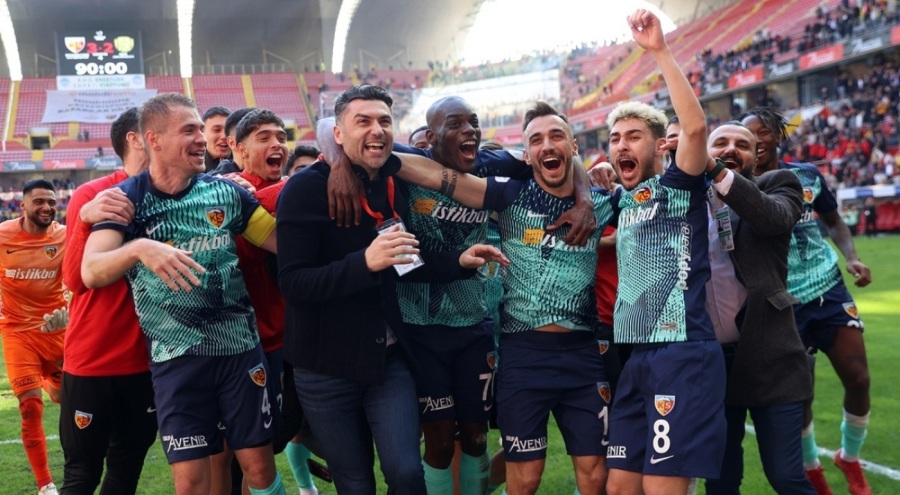 Kayserispor'da Burak Yılmaz fırtınası!