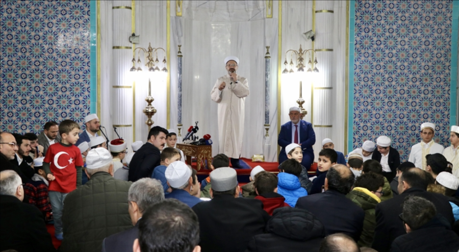 Diyanet İşleri Başkanı Ali Erbaş: "Hep birlikte mazlumlar için dua edelim"