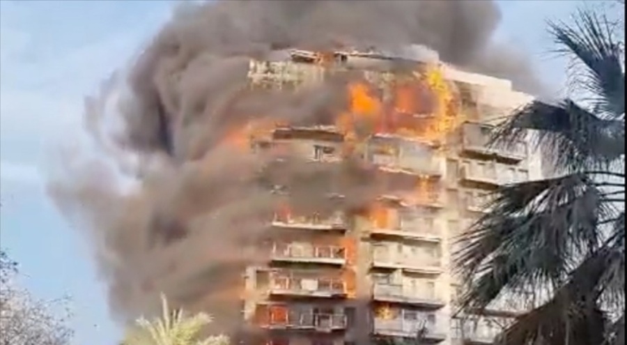 İspanya'da apartmanda yangın: Ölü sayısı artıyor