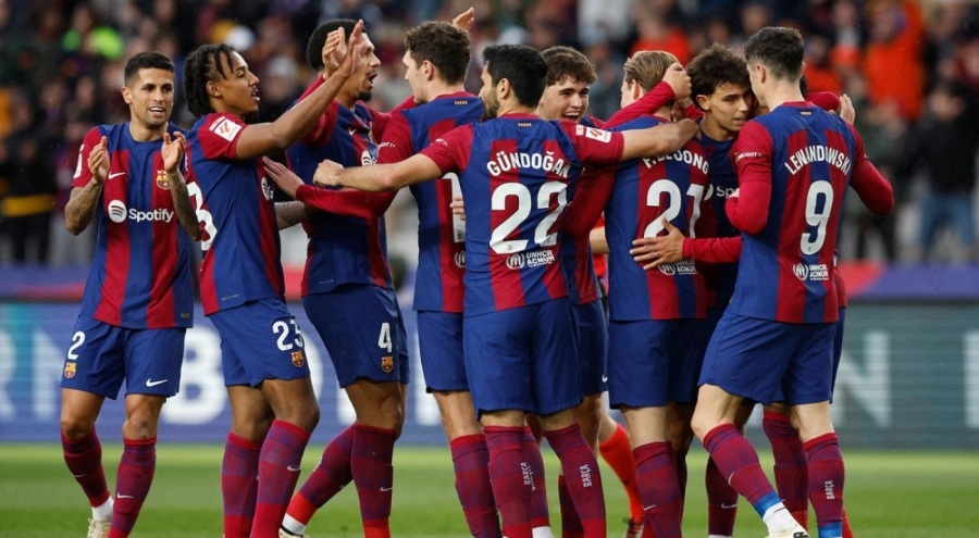 Barcelona, 3 puanı 4 golle aldı!
