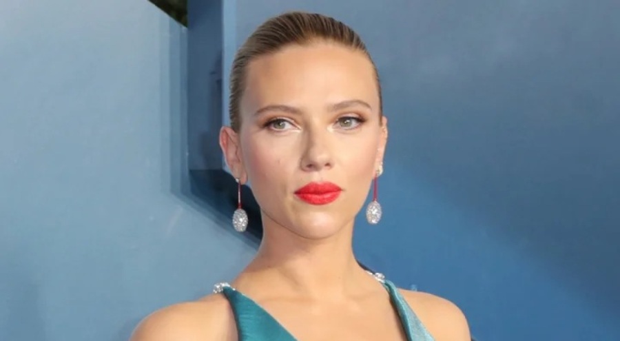 Scarlett Johansson yönetmen olacak