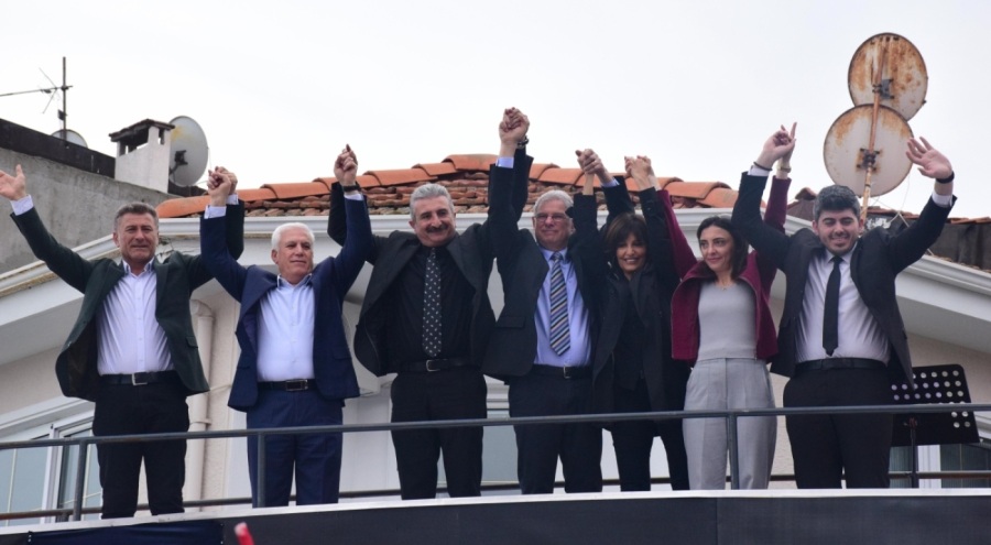 Bozbey ve Dalgıç birlikte kazanma sözü verdi: "Mudanya'ya metrobüs getireceğiz"