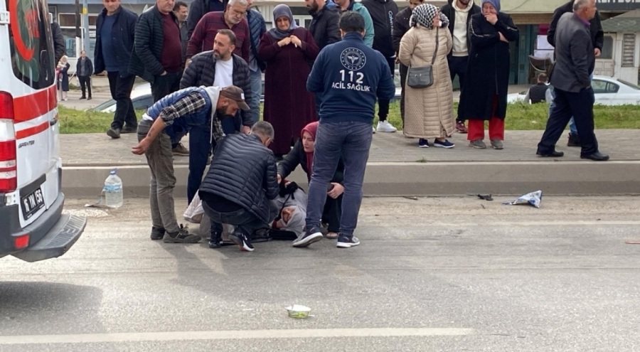 Bursa'da otomobil motosiklete çarptı: Çok sayıda yaralı!