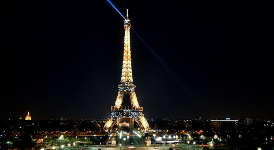 Eyfel Kulesi'ne girişlere zam yapıldı