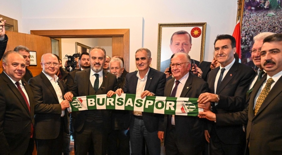 Bursa Belediye Başkanı Aktaş'tan Bursaspor'a ziyaret