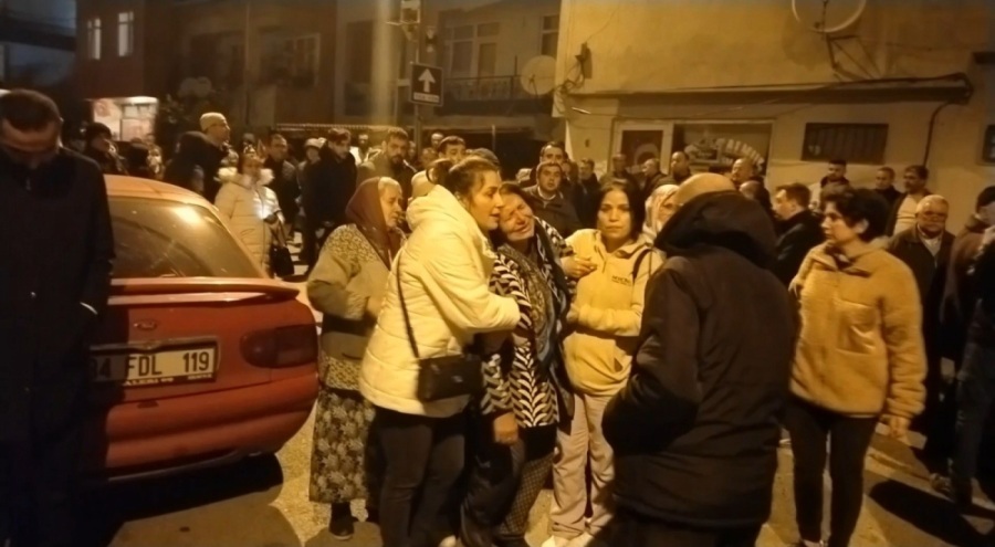 Boşandığı eşini sokak ortasında katletti