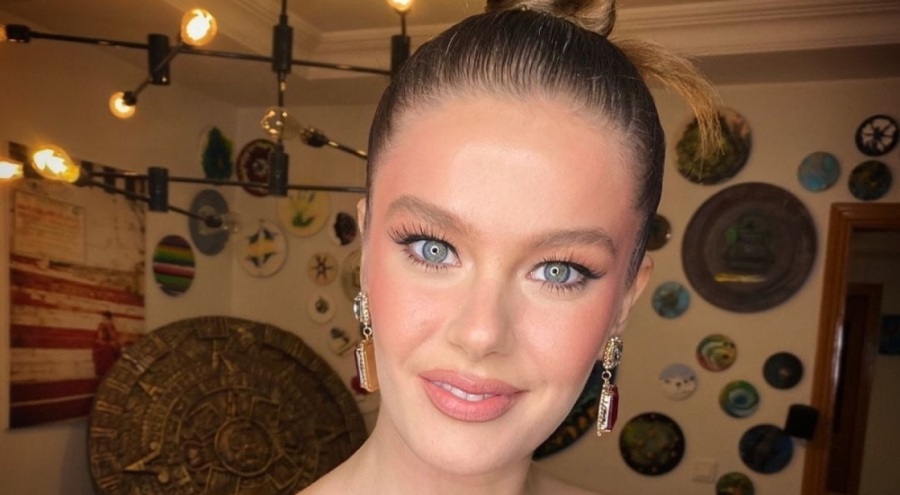 Burcu Biricik'ten hamilelik pozları!