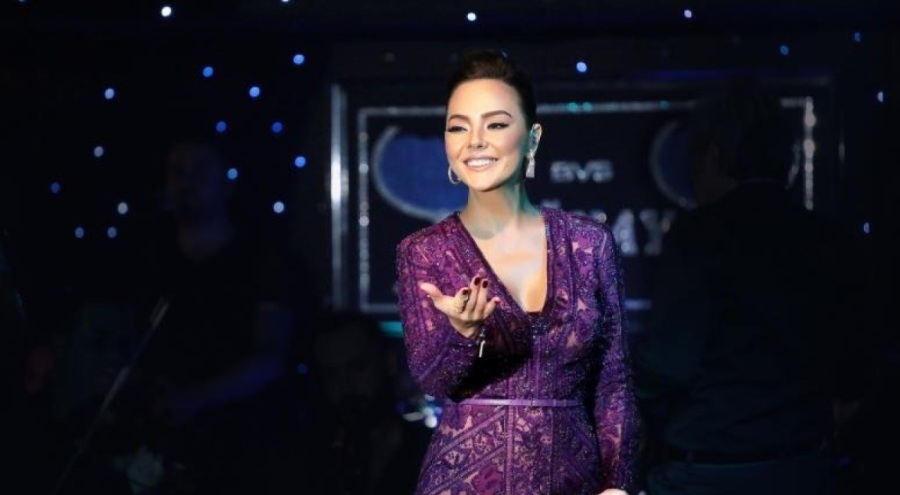 Ebru Gündeş'ten nikah sonrası ilk paylaşım