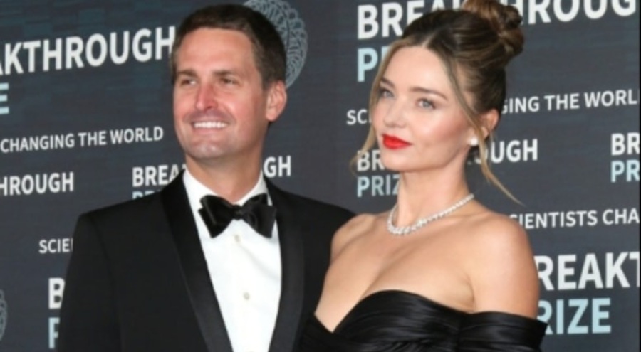 Miranda Kerr dördüncü kez anne oldu