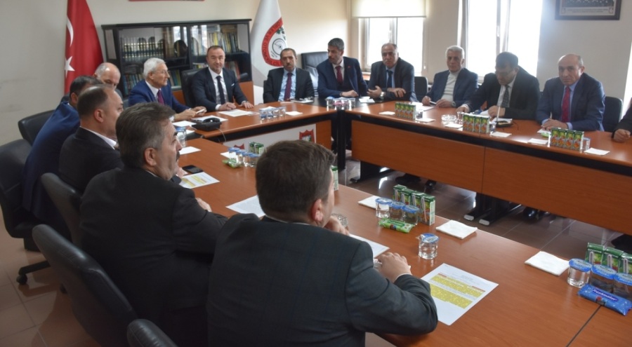 Bursa Şoförler Odası Yönetimi, çevre il ve ilçelerden Şoförler ve Otomobilciler Odası başkanlarını ağırladı