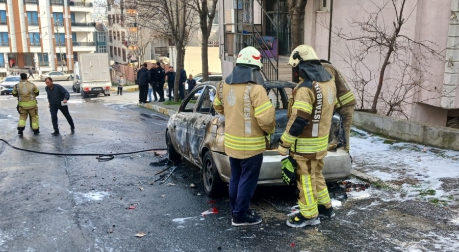 Tartıştığı komşusunu önce bıçakladı sonra arabasını yaktı