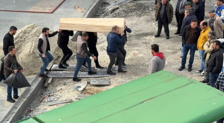 Asansör boşluğuna düşen genç adam feci şekilde hayatını kaybetti