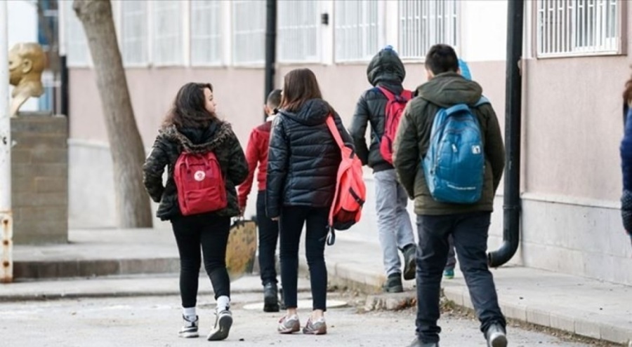 Bakan Tekin: Öğrenciler en az 40 saat sosyal sorumluluk projelerinde yer alacak