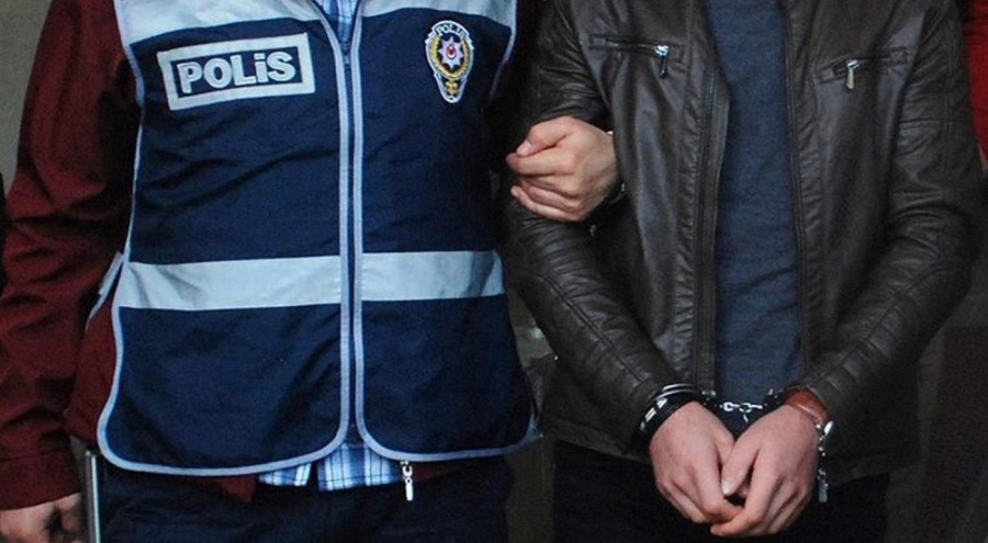 Çorum'da eşi ve çocuklarını darbeden adam tutuklandı