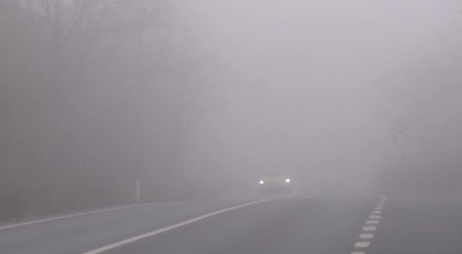 Sürücülerin sisle mücadelesi