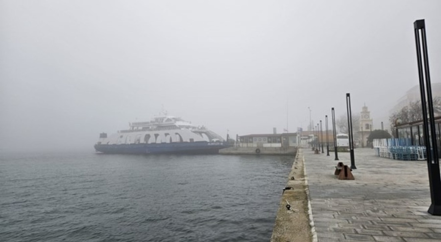 Çanakkale'de feribot seferleri yeniden başladı