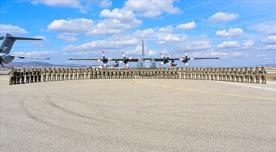 NATO'nun görevlendirdiği Türk birliği Kosova'ya vardı