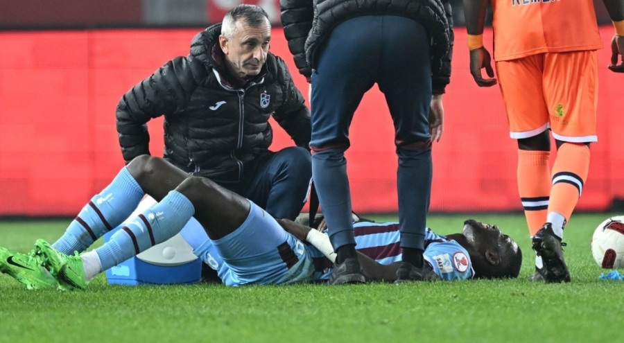 Trabzonspor'a Onuachu'dan kötü haber: 'Kırık var!'