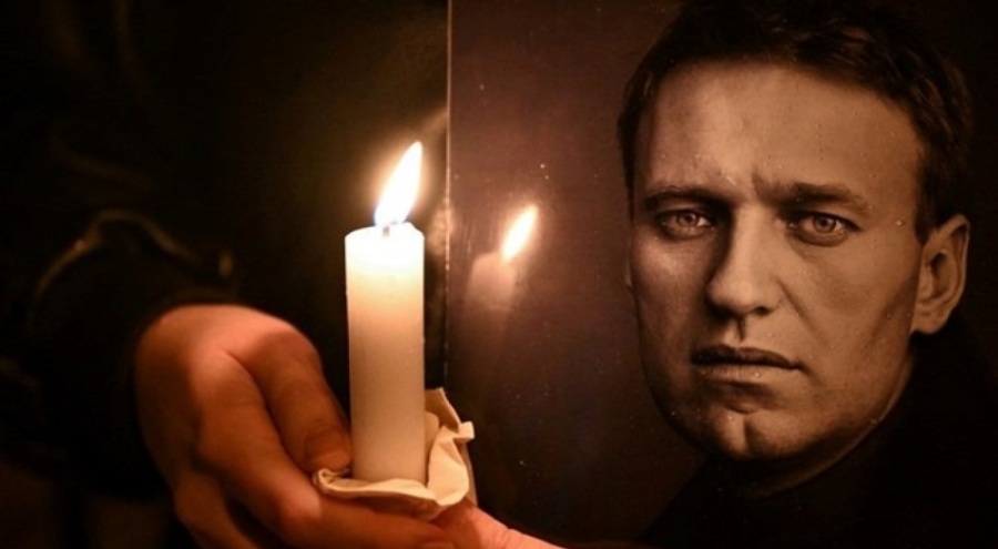 Aleksey Navalni'nin naaşı için cenaze aracı bulunamıyor