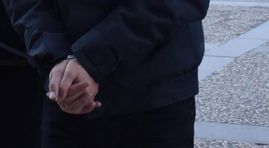 Silah kaçakçılarına operasyon