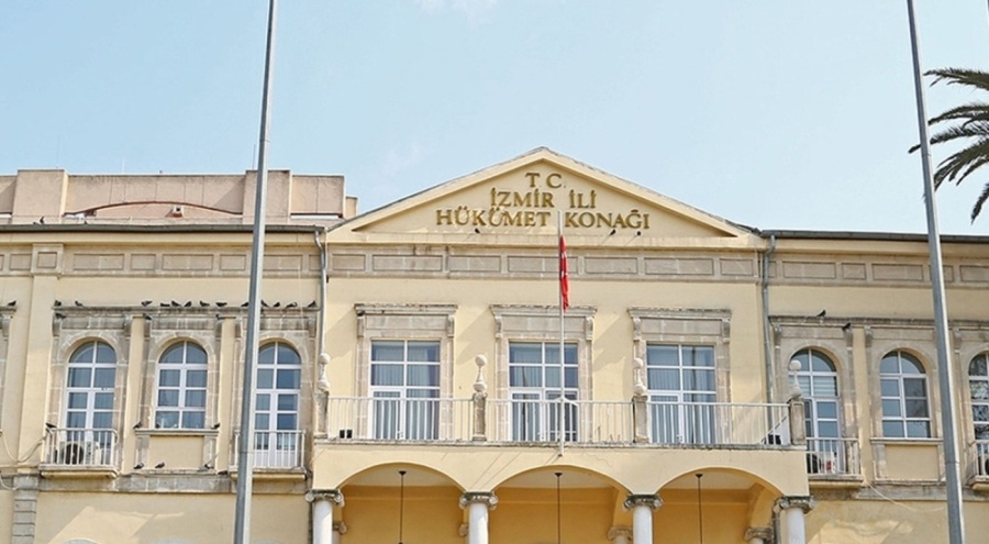 Valilikten 'gençlere türbe ziyareti yaptırıldığı' iddiası hakkında açıklama geldi