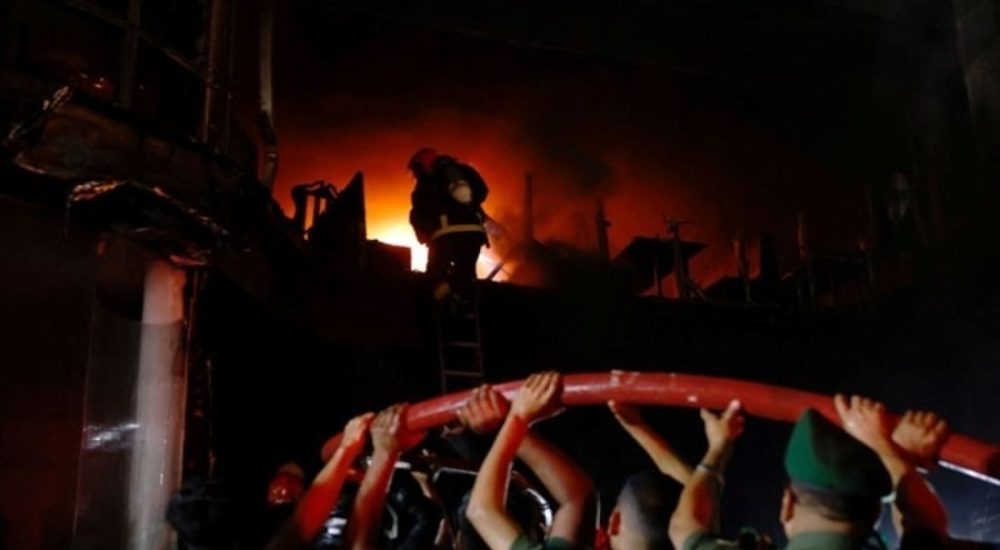 Bangladeş'te 7 katlı restoranda yangın: Çok sayıda ölü ve yaralı var