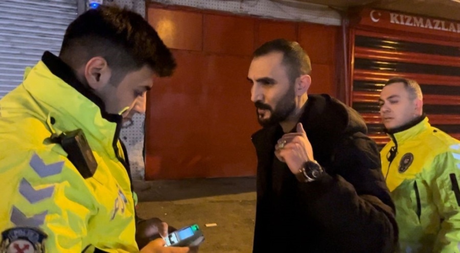 Bursa'da geri vitesli kovalamaca! Hem ceza yedi hem trafikten men edildi